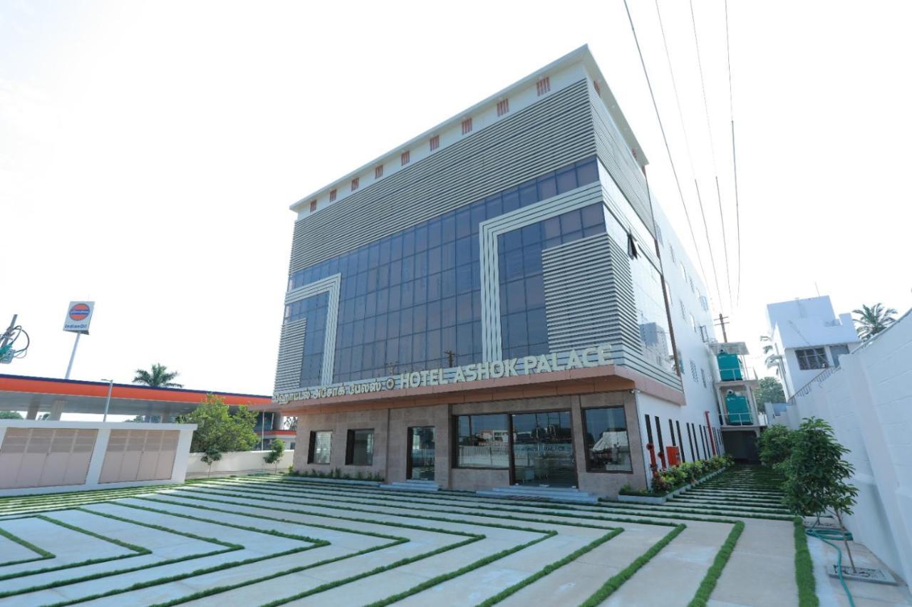 Hotel Ashok Palace Karūr Exteriör bild
