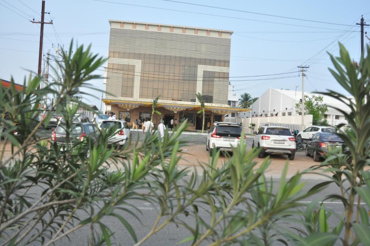 Hotel Ashok Palace Karūr Exteriör bild